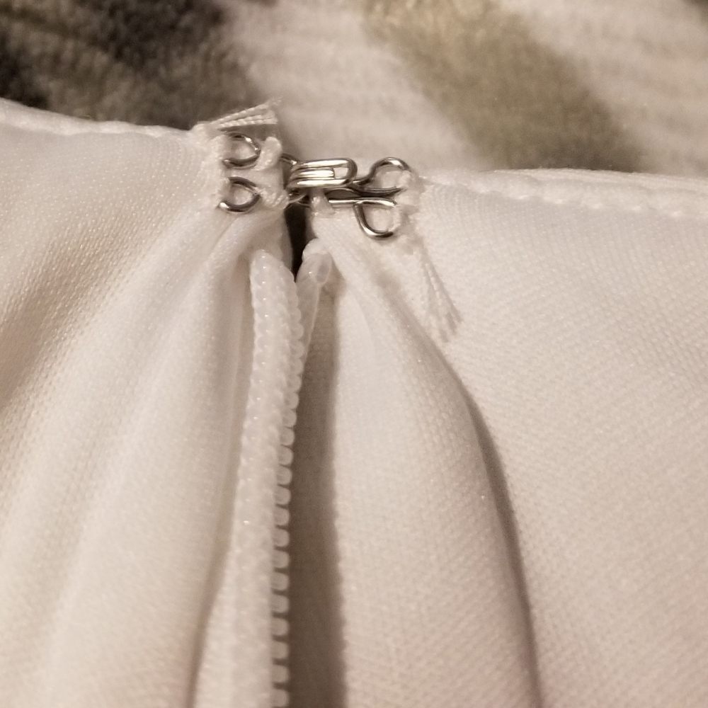 Express Mid Rise Plus Size Shorts - Picture 8 of 10